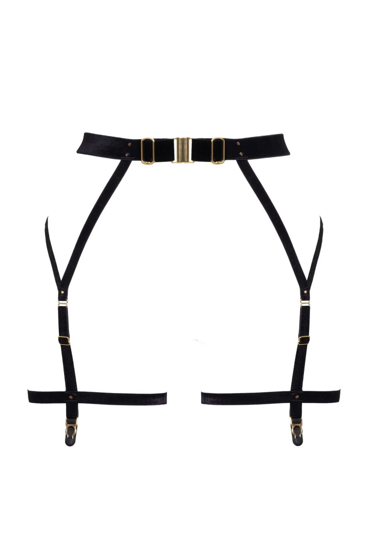 Hervé by Céline Marie Veréne Suspender