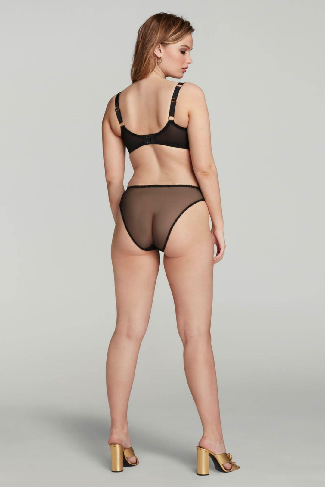 Agent Provocateur Yara Brief