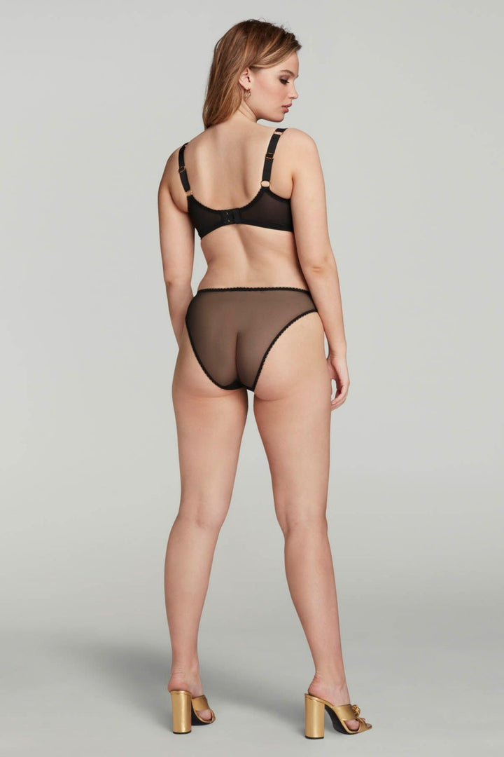 Agent Provocateur Yara Brief
