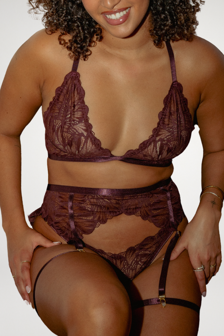 Papillon Suspender Burgundy