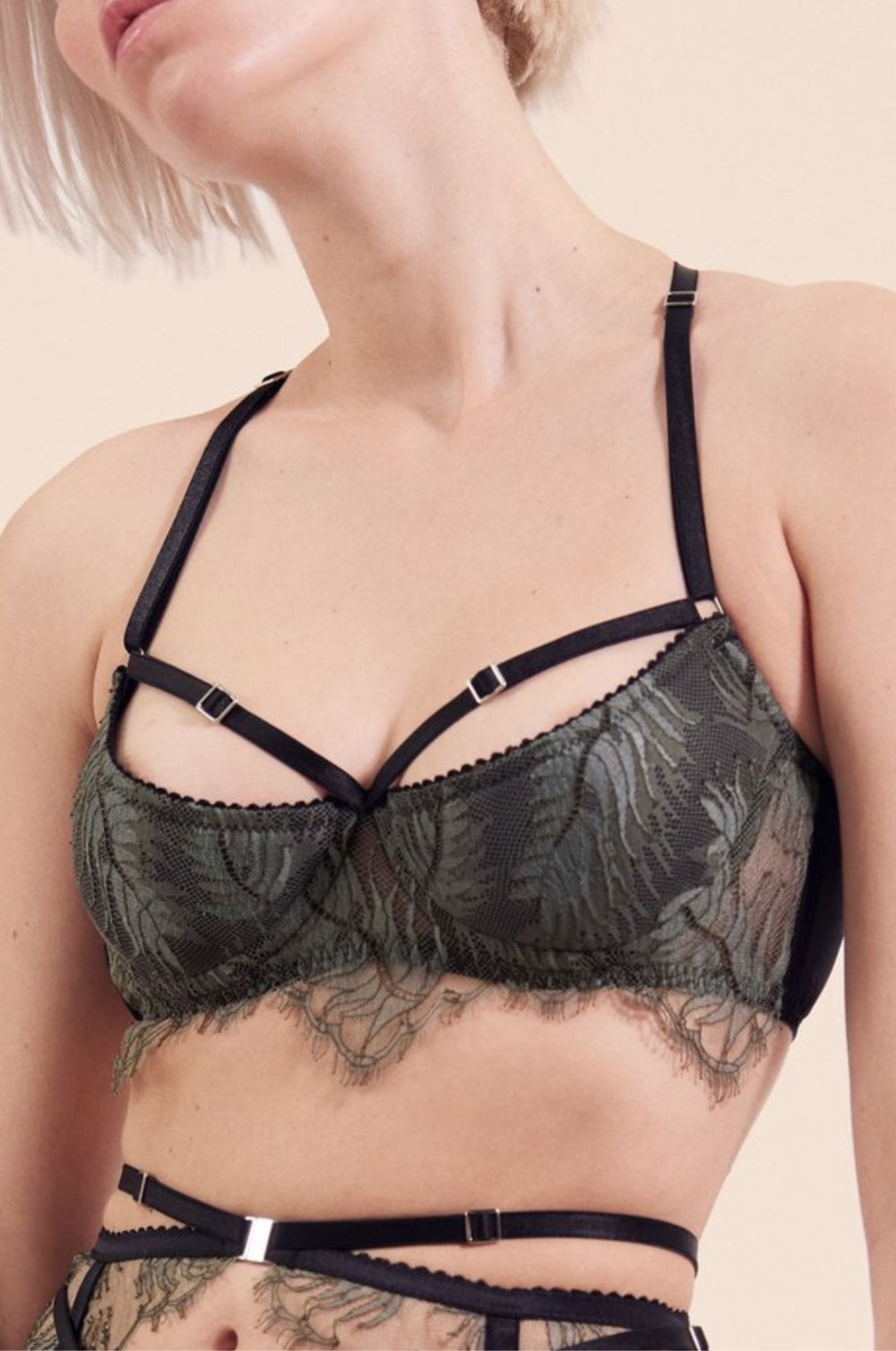 Paloma Casile Lilianne bra